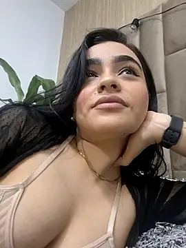 Snapshot of ConnieFontane chatting on February 14, 2025, 4:04 am ConnieFontane online show from February 14, 2025, 4:04 am