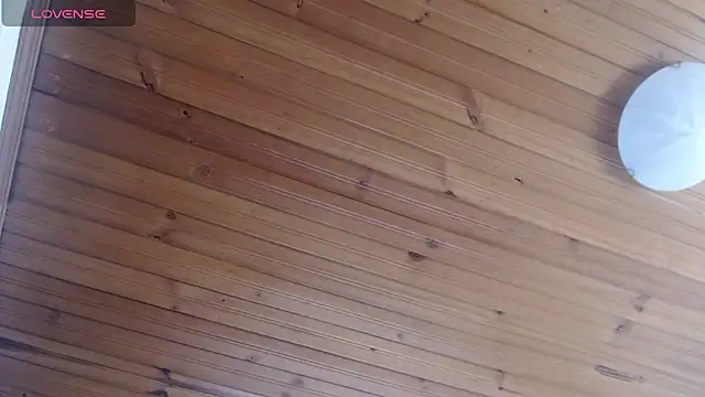 julz 03 online show from November 12, 2025, 11:43 am