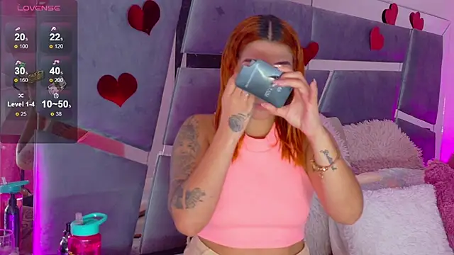 Alba Grey online show from February 21, 2025, 9:00 pm