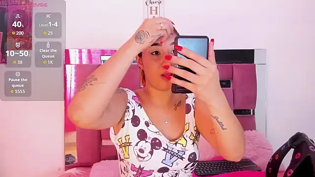 Alba Grey online show from September 26, 2025, 6:12 pm