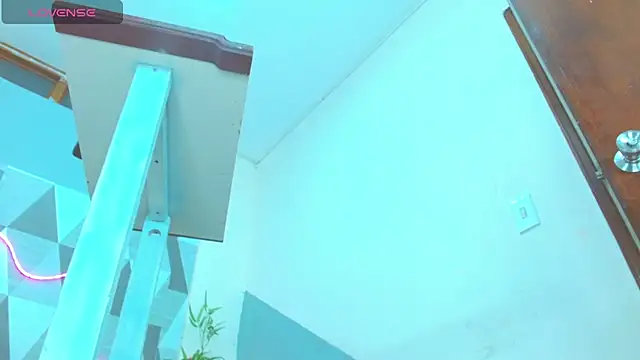 Michellcockxxx online show from March 11, 2025, 11:12 am