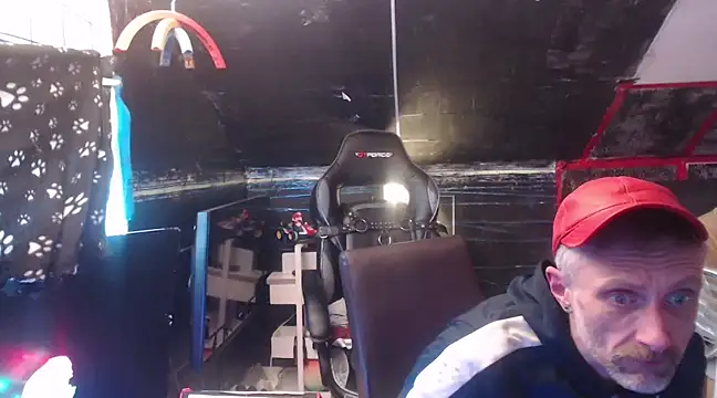 unclestefansdick online show from January 3, 2025, 9:15 am