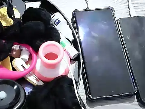 yourz tw online show from April 6, 2026, 5:25 pm