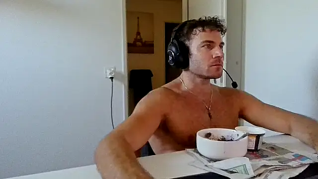 alpha-hunk online show from June 19, 2026, 10:41 am