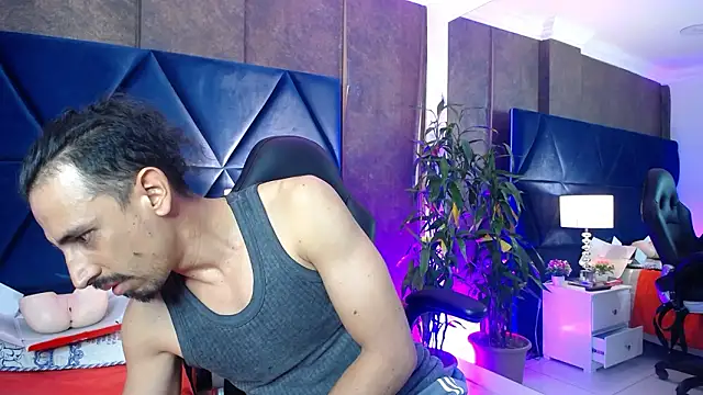 Sr Magnus  online show from February 10, 2026, 2:59 am