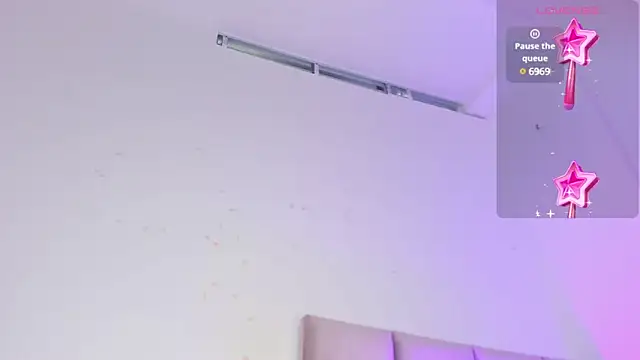 Zoe1 2 online show from January 20, 2025, 8:07 pm