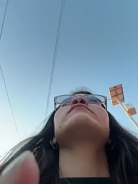 aurora divine online show from February 25, 2026, 10:52 pm