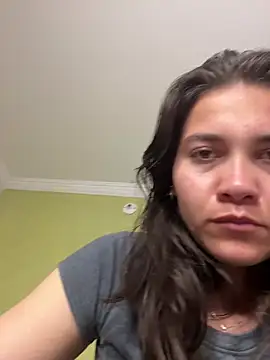 aurora divine online show from March 4, 2026, 8:59 pm