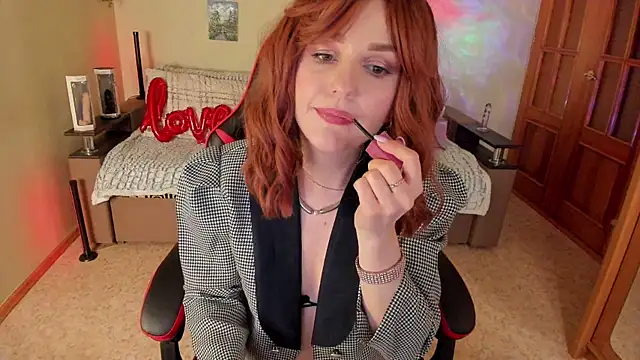 Snapshot of VeronikaVel chatting on July 14, 2026, 2:05 am VeronikaVel online show from July 14, 2026, 2:05 am