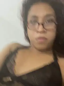 zahrivk1 online show from December 7, 2024, 4:53 am