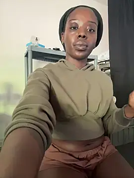 choclatepeaach online show from April 8, 2026, 3:45 pm