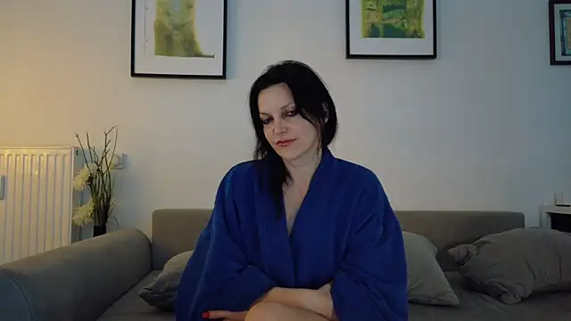 Snapshot of -OLYA- chatting on February 25, 2025, 12:36 am -OLYA- online show from February 25, 2025, 12:36 am