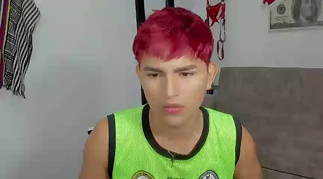 Snapshot of Lyam_ap chatting on December 27, 2024, 7:40 am Lyam ap online show from December 27, 2024, 7:40 am