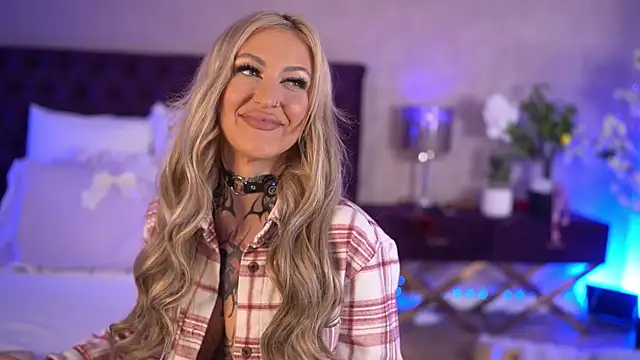 Snapshot of MazeSin chatting on February 28, 2026, 2:40 pm MazeSin online show from February 28, 2026, 2:40 pm