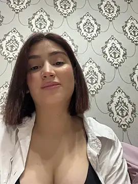 StormBeverly online show from December 24, 2024, 1:50 pm