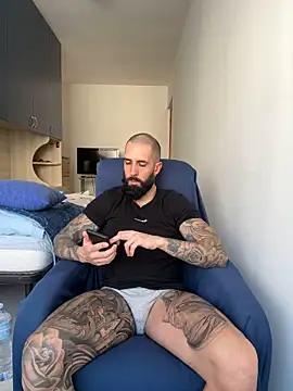 Snapshot of Gioeltoro89 chatting on April 24, 2026, 3:14 pm Gioeltoro89 online show from April 24, 2026, 3:14 pm