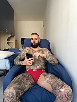 Snapshot of Gioeltoro89 chatting on May 21, 2026, 3:30 pm Gioeltoro89 online show from May 21, 2026, 3:30 pm