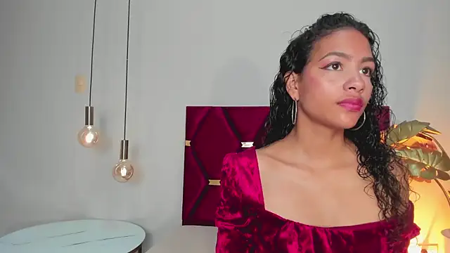 Snapshot of AntonellaHall_ chatting on March 12, 2025, 12:04 pm AntonellaHall  online show from March 12, 2025, 12:04 pm