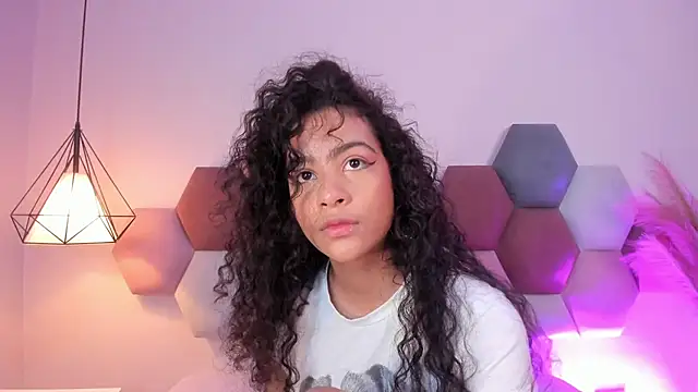 Snapshot of AntonellaHall_ chatting on October 24, 2025, 12:12 pm AntonellaHall  online show from October 24, 2025, 12:12 pm