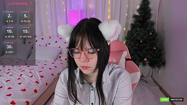 ClaireFaers  online show from December 12, 2024, 9:40 am