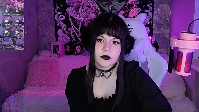 ClaireFaers  online show from November 21, 2025, 8:07 pm