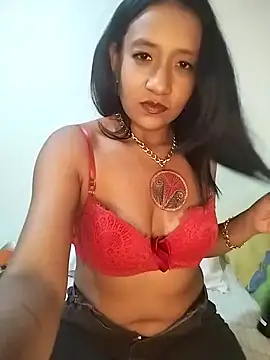 Snapshot of cami_victoria chatting on February 25, 2025, 1:09 am cami victoria online show from February 25, 2025, 1:09 am