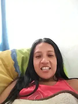 Snapshot of cami_victoria chatting on January 7, 2026, 8:00 pm cami victoria online show from January 7, 2026, 8:00 pm