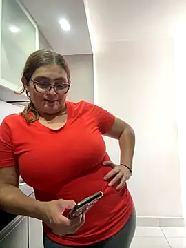 AntonellaAlondra4 online show from October 28, 2025, 3:25 pm