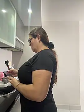 AntonellaAlondra4 online show from March 24, 2026, 2:00 pm