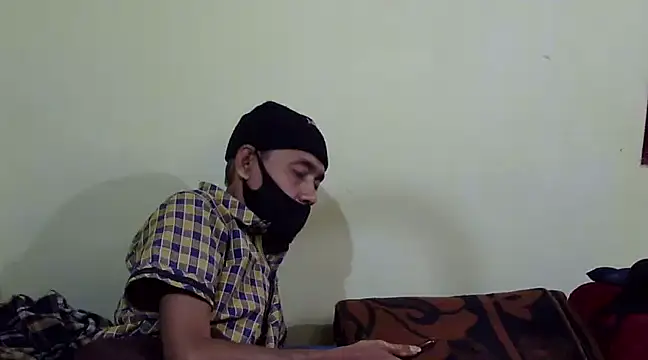 Pramila Manish online show from February 17, 2025, 1:32 pm