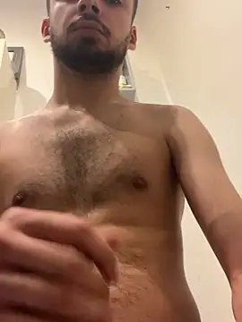 romain698 online show from April 7, 2026, 5:30 am