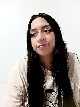 Snapshot of AlondraMendez chatting on September 22, 2025, 1:51 am AlondraMendez online show from September 22, 2025, 1:51 am