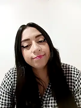 Snapshot of AlondraMendez chatting on September 27, 2025, 5:56 am AlondraMendez online show from September 27, 2025, 5:56 am