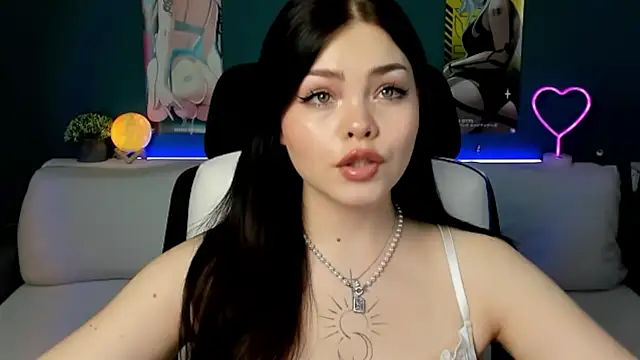 AkiraKatsu online show from January 31, 2025, 5:32 pm