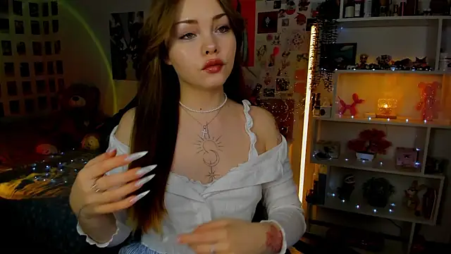 AkiraKatsu online show from January 17, 2026, 11:04 am