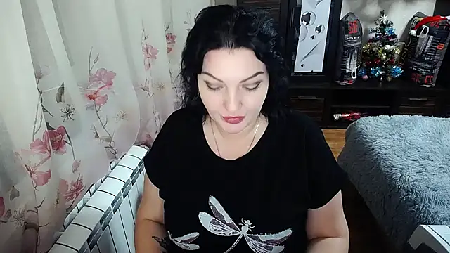 Snapshot of Lady_Boom_Wild_ chatting on December 21, 2024, 6:23 pm Lady Boom Wild online show from December 21, 2024, 6:23 pm