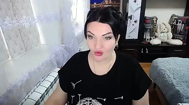 Snapshot of Lady_Boom_Wild_ chatting on January 28, 2025, 10:34 am Lady Boom Wild online show from January 28, 2025, 10:34 am