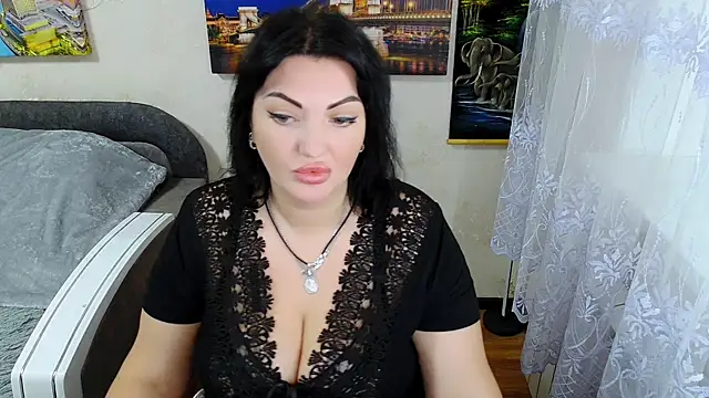 Snapshot of Lady_Boom_Wild_ chatting on October 7, 2025, 6:43 am Lady Boom Wild online show from October 7, 2025, 6:43 am