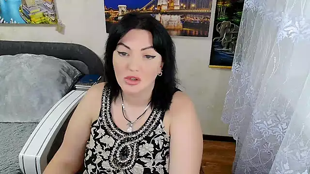 Snapshot of Lady_Boom_Wild_ chatting on October 28, 2025, 5:59 pm Lady Boom Wild online show from October 28, 2025, 5:59 pm