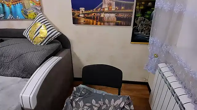 Snapshot of Lady_Boom_Wild_ chatting on February 16, 2026, 4:47 pm Lady Boom Wild online show from February 16, 2026, 4:47 pm