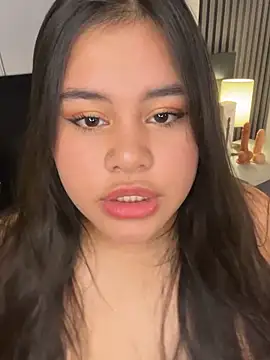 Snapshot of rose_nova chatting on February 5, 2026, 8:02 pm rose nova online show from February 5, 2026, 8:02 pm