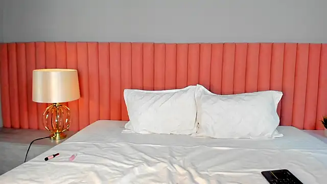 NathRossi online show from January 10, 2025, 9:10 pm