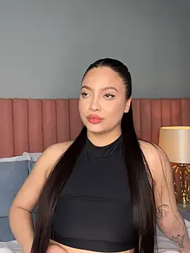 NathRossi online show from February 21, 2025, 2:28 am