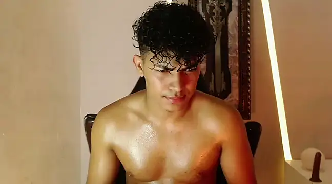 Snapshot of jamescurli_ chatting on December 29, 2024, 8:11 am jamescurli  online show from December 29, 2024, 8:11 am