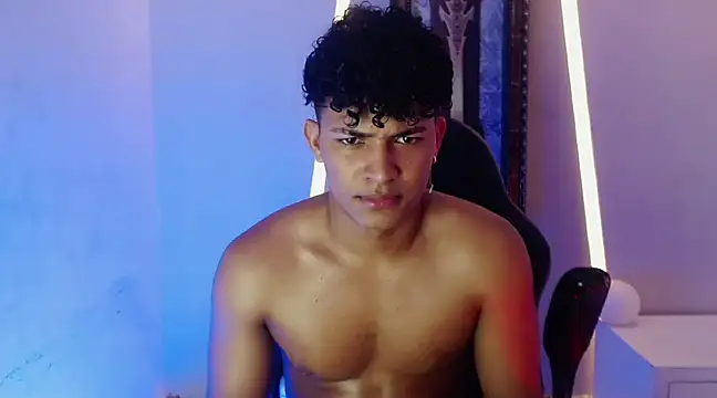 Snapshot of jamescurli_ chatting on December 30, 2024, 7:59 am jamescurli  online show from December 30, 2024, 7:59 am