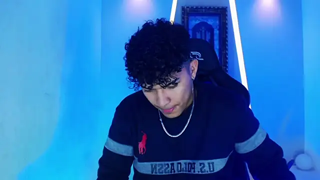 Snapshot of jamescurli_ chatting on January 16, 2025, 9:59 am jamescurli  online show from January 16, 2025, 9:59 am