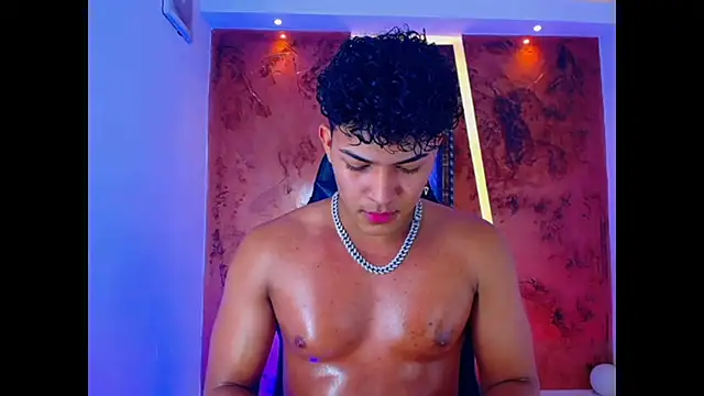 Snapshot of jamescurli_ chatting on February 9, 2025, 8:00 am jamescurli  online show from February 9, 2025, 8:00 am