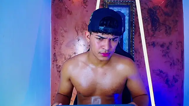 Snapshot of jamescurli_ chatting on February 13, 2025, 7:03 am jamescurli  online show from February 13, 2025, 7:03 am