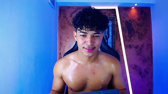 Snapshot of jamescurli_ chatting on March 3, 2025, 9:00 am jamescurli  online show from March 3, 2025, 9:00 am