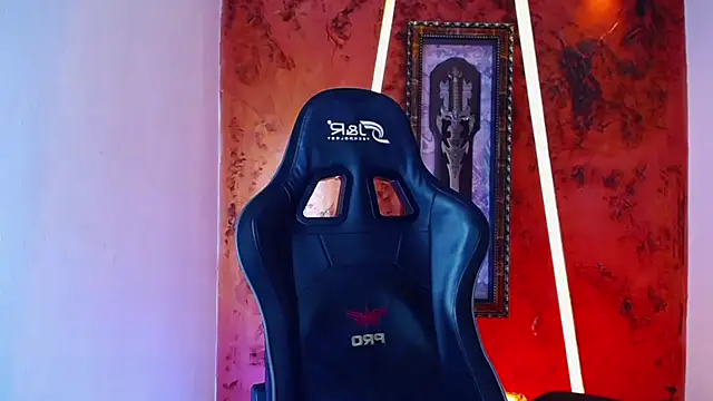 Snapshot of jamescurli_ chatting on March 10, 2025, 11:32 am jamescurli  online show from March 10, 2025, 11:32 am